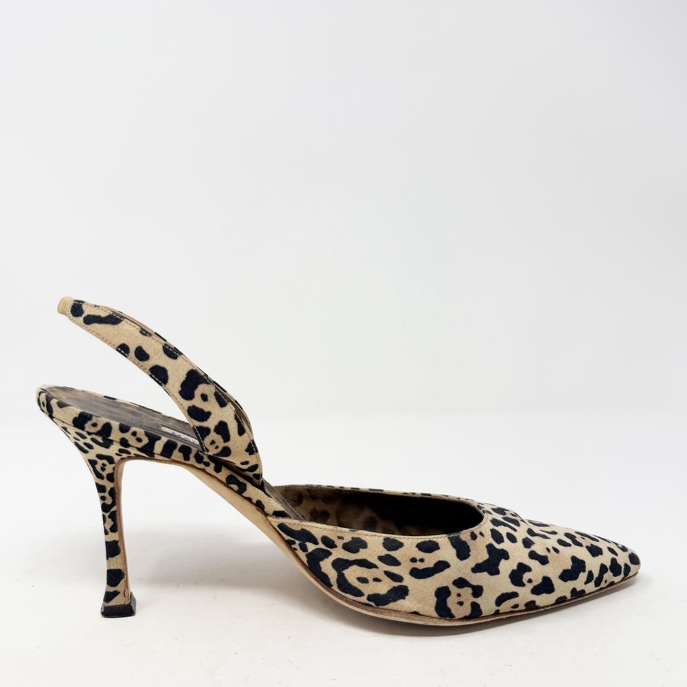 Manolo Blahnik Carolyne Leopard Print Canvas Slingback Heels Womens Size EU 38.5 - Picture 6 of 9